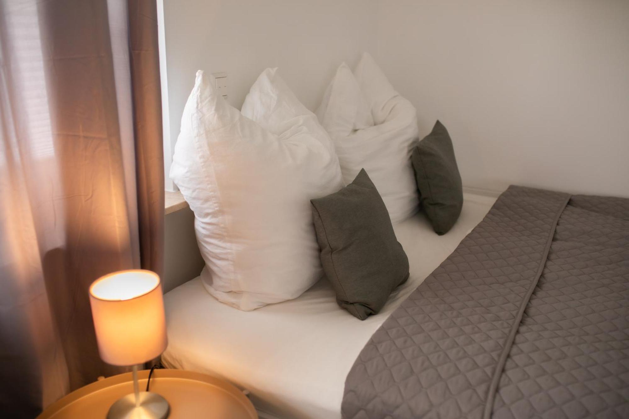 Hugos Studio Apartment Wiesloch Exterior foto